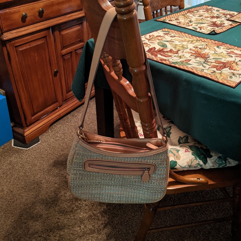 Liz Claiborne shoulder purse